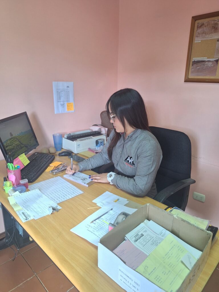 015210fc-3e70-48f1-b9ee-c90267245d5b