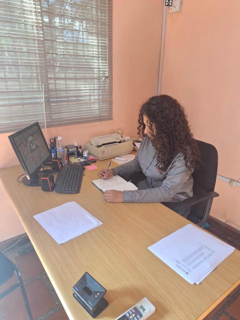 8aaf546c-ff09-40b7-8960-018549bed52e