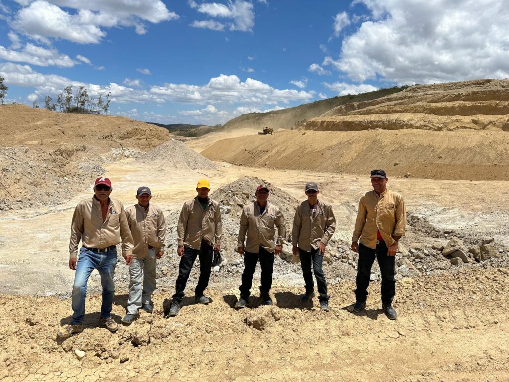 ef73f98a-0659-4405-a13d-d0deb54a3a29